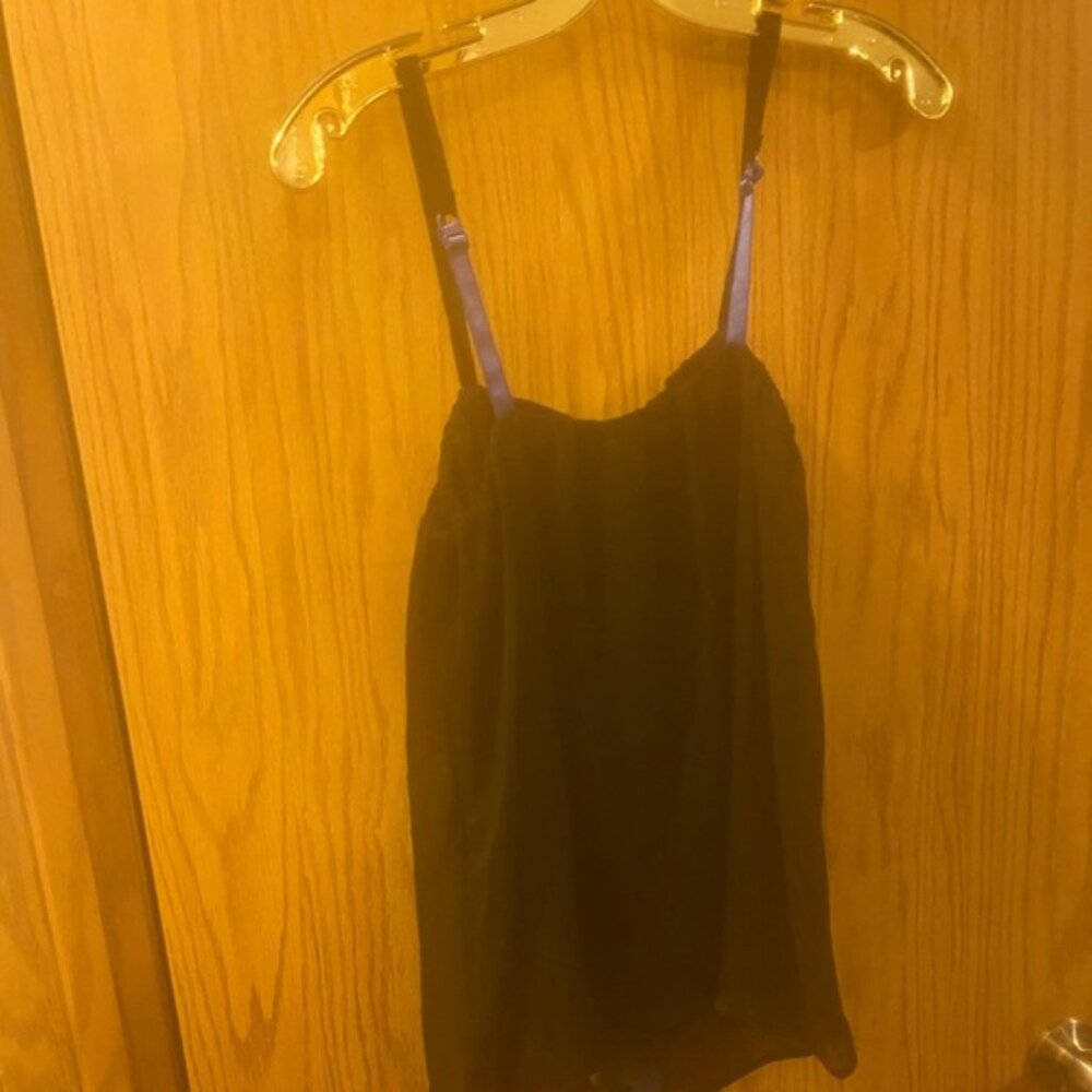 blouse - Picture 2 of 2